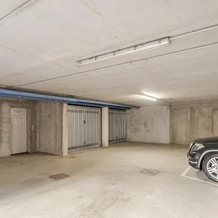 Lägenhet Center - Modern Flat With Free Parking And Wifi - A *