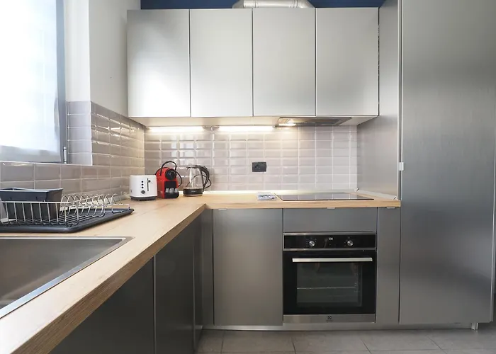 Center - Modern Flat With Free Parking And Wifi - A Bergamo