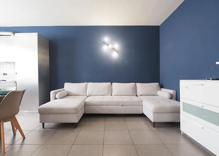 Daire Center - Modern Flat With Free Parking And Wifi - A *