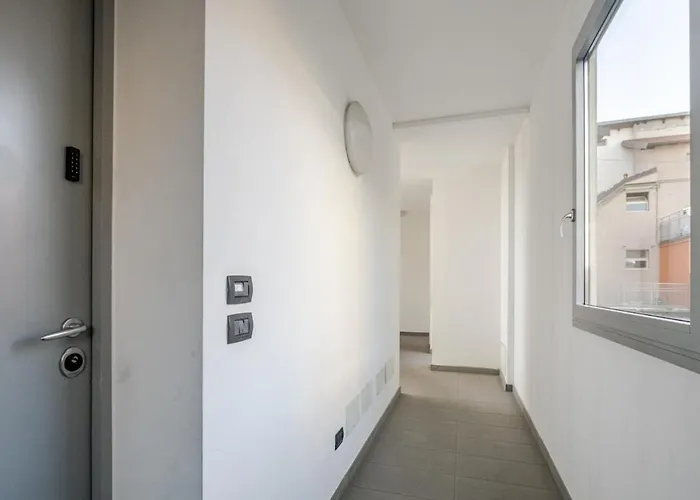 Center - Modern Flat With Free Parking And Wifi - A アパート ベルガモ